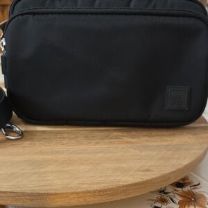 Sleek Black Crossbody Bag